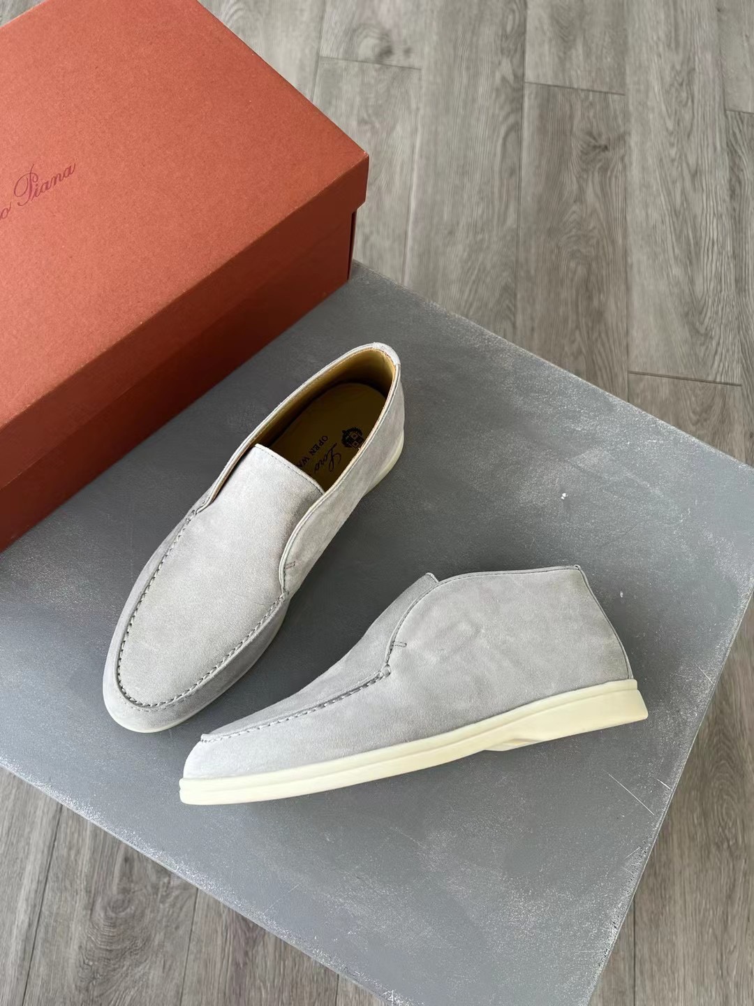 Loro Piana shoes 223 - vstockx