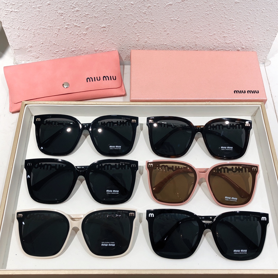 sunglasses Miu Miu SMU030N SIZE:65-14-145 - vstockx