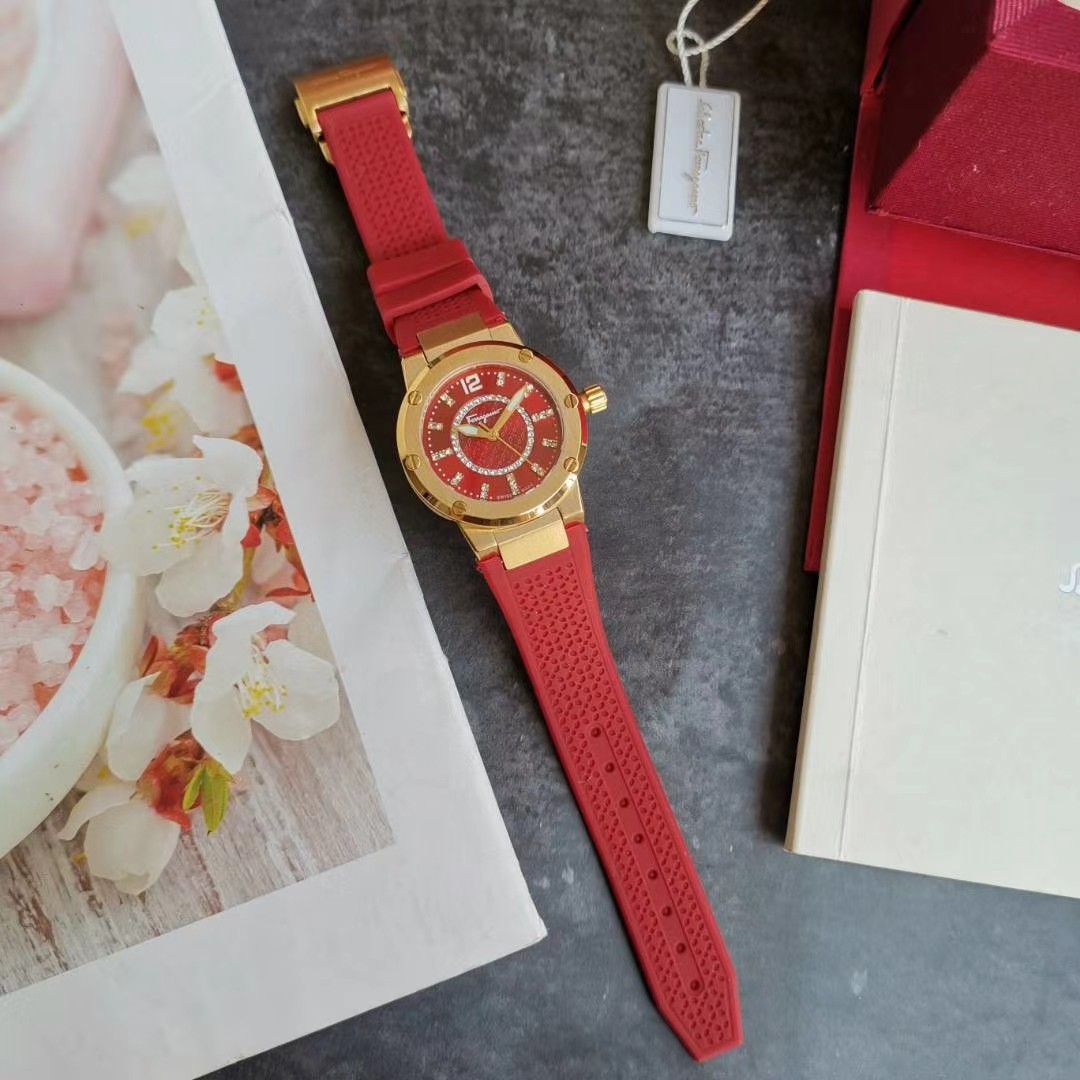 Watches Ferragamo 329764 size:33mm9mm - vstockx