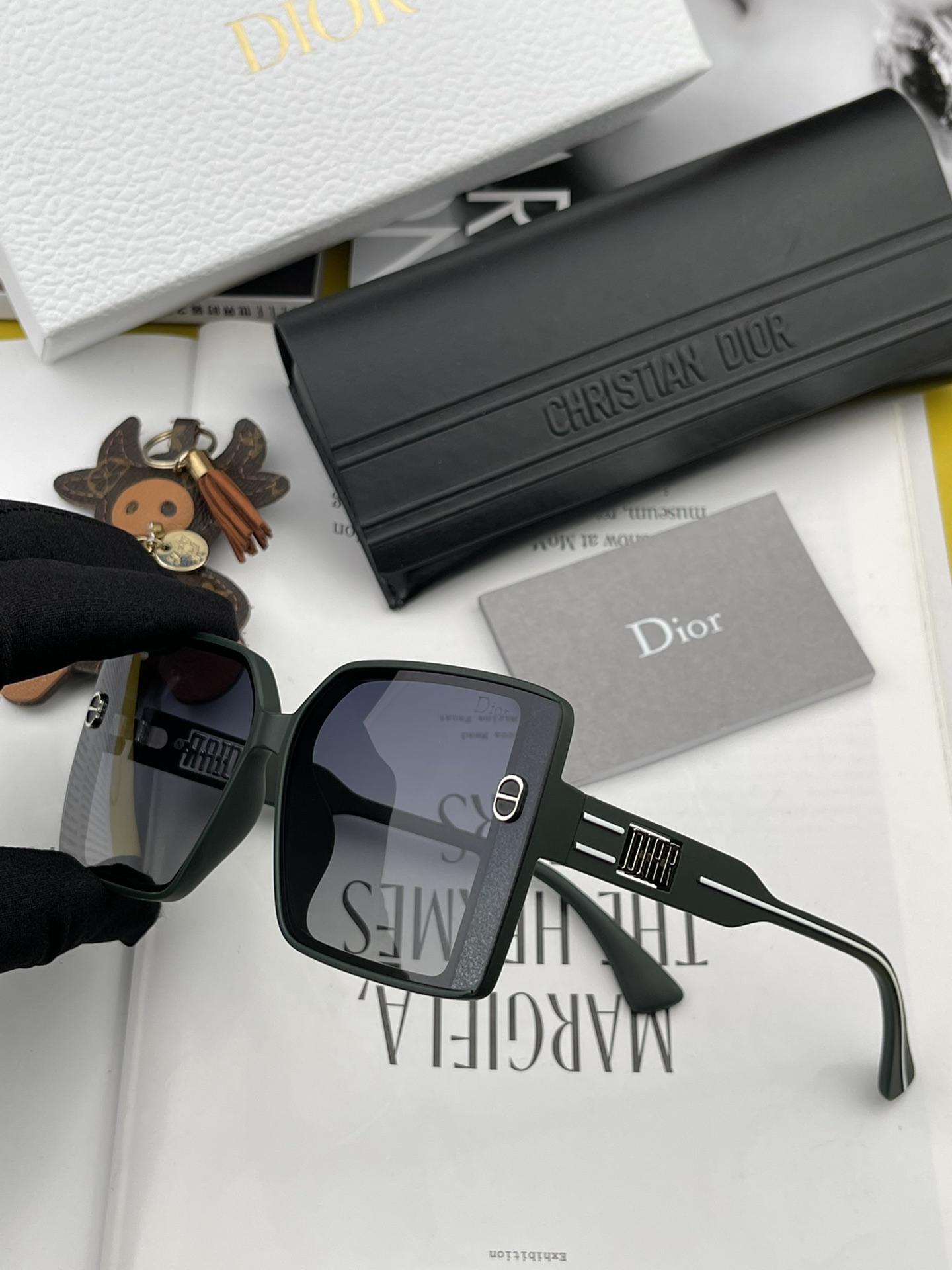 sunglasses Dior CD0971 - vstockx