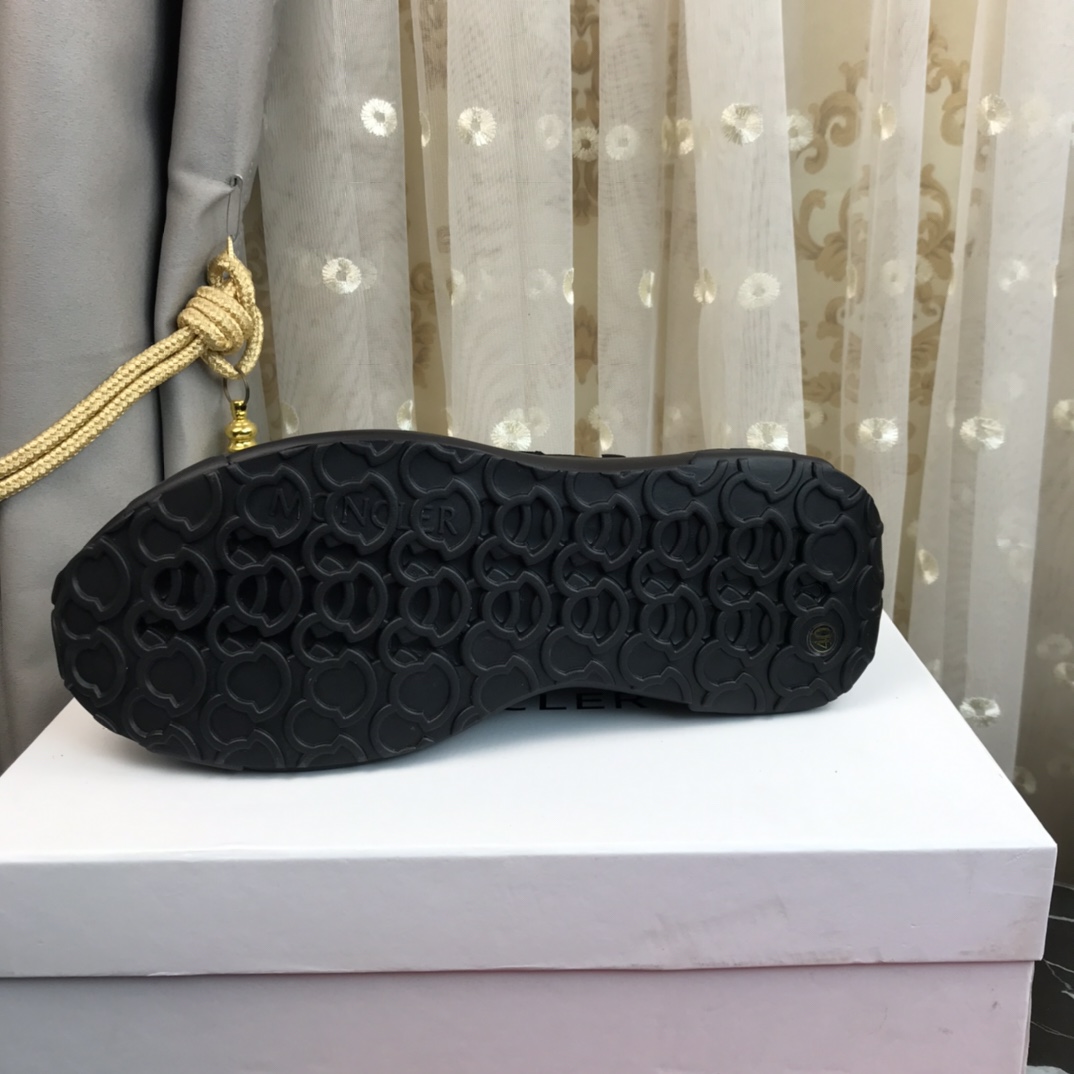 Moncler Compassor Sneaker 2 - vstockx