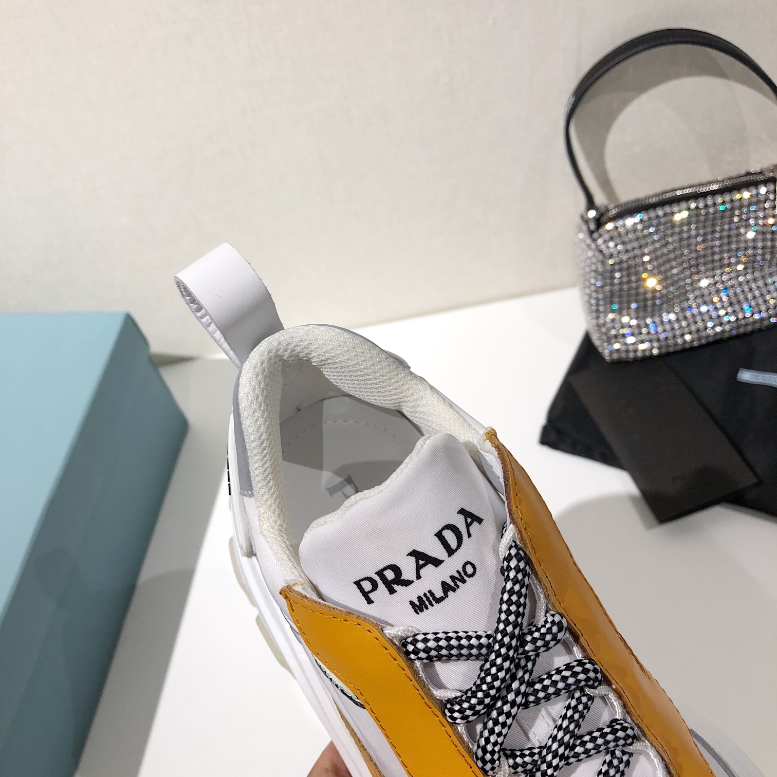 Prada Low Top sneaker 48 - vstockx