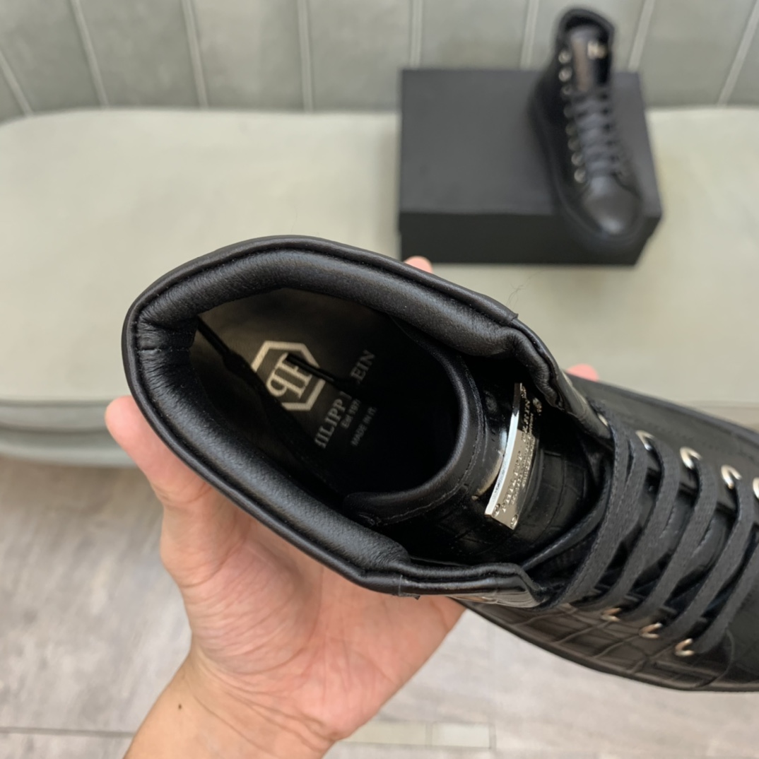 Philipp Plein High Top Sneakers 3 - vstockx