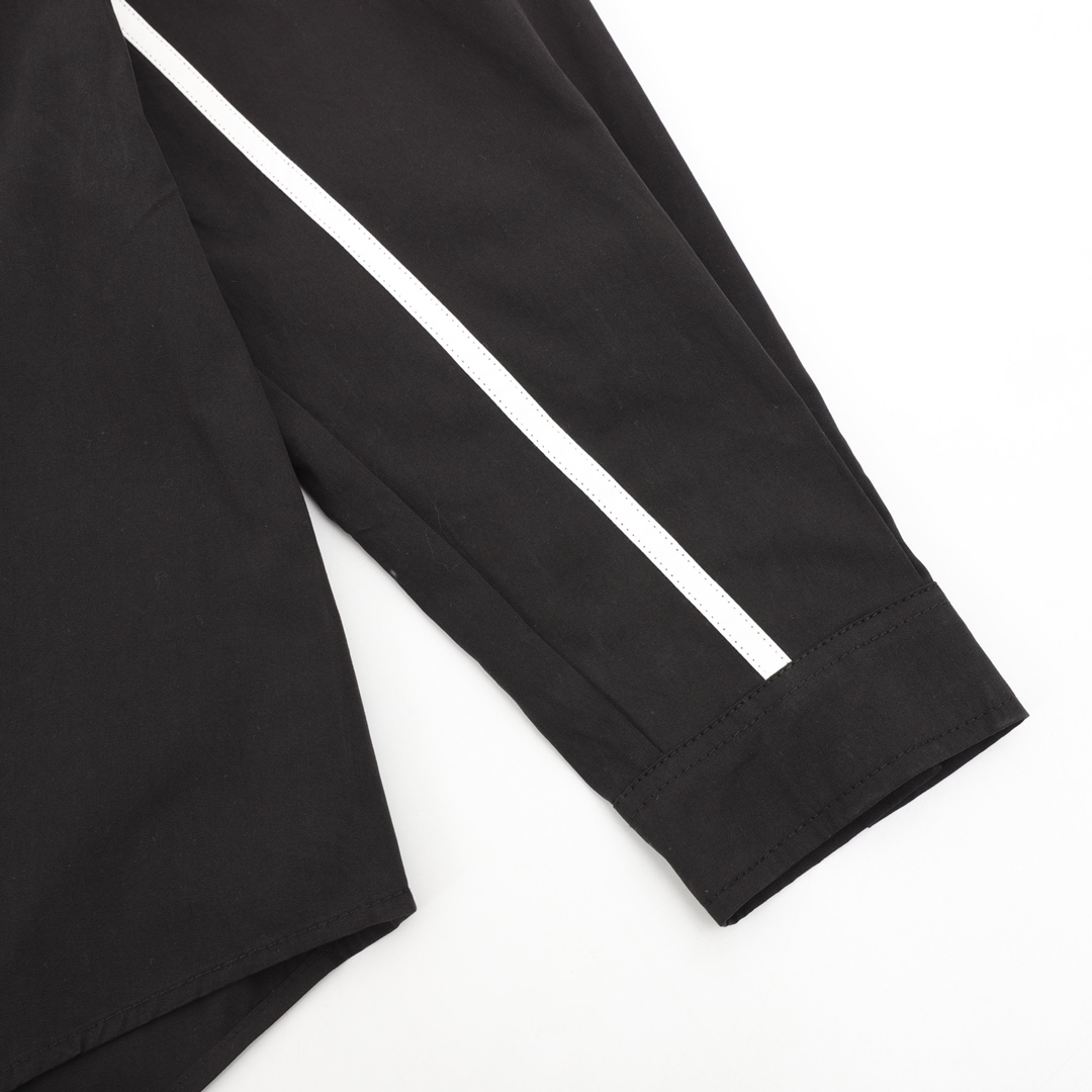 Clothes Balenciaga 142 - vstockx