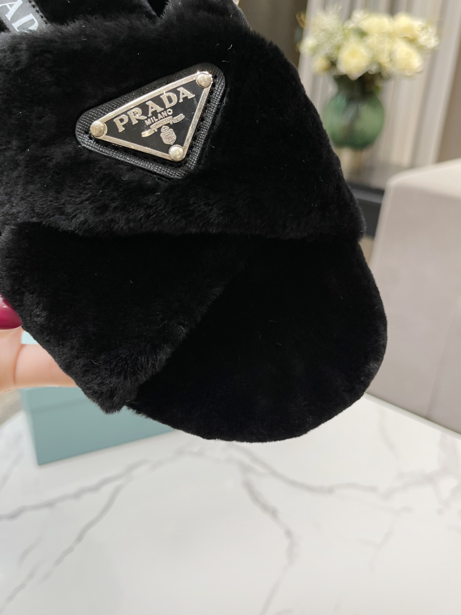 Prada Flat Sandals 3 - vstockx