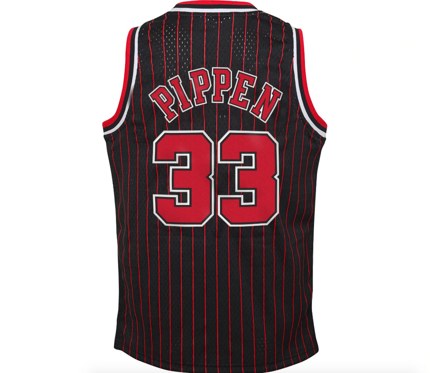 Youth Chicago Bulls Scottie Pippen Mitchell & Ness Black 1995-96 Hardwood Classics Swingman Jersey - vstockx