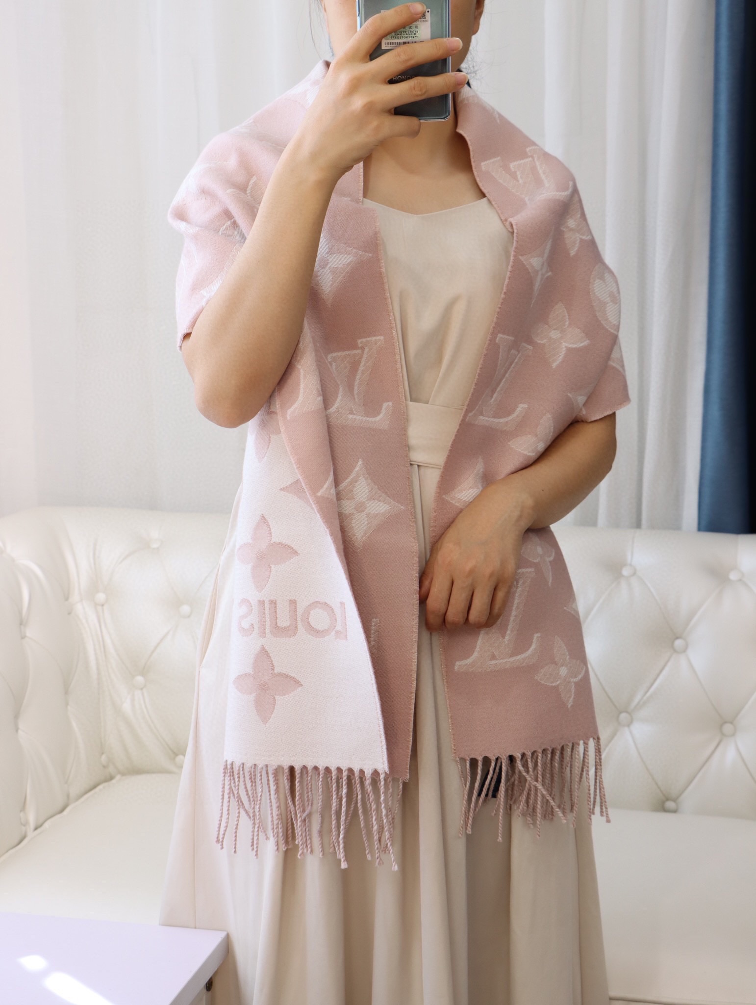 Streetwear Scarf LV 328724 SIZE:32*180cm - vstockx