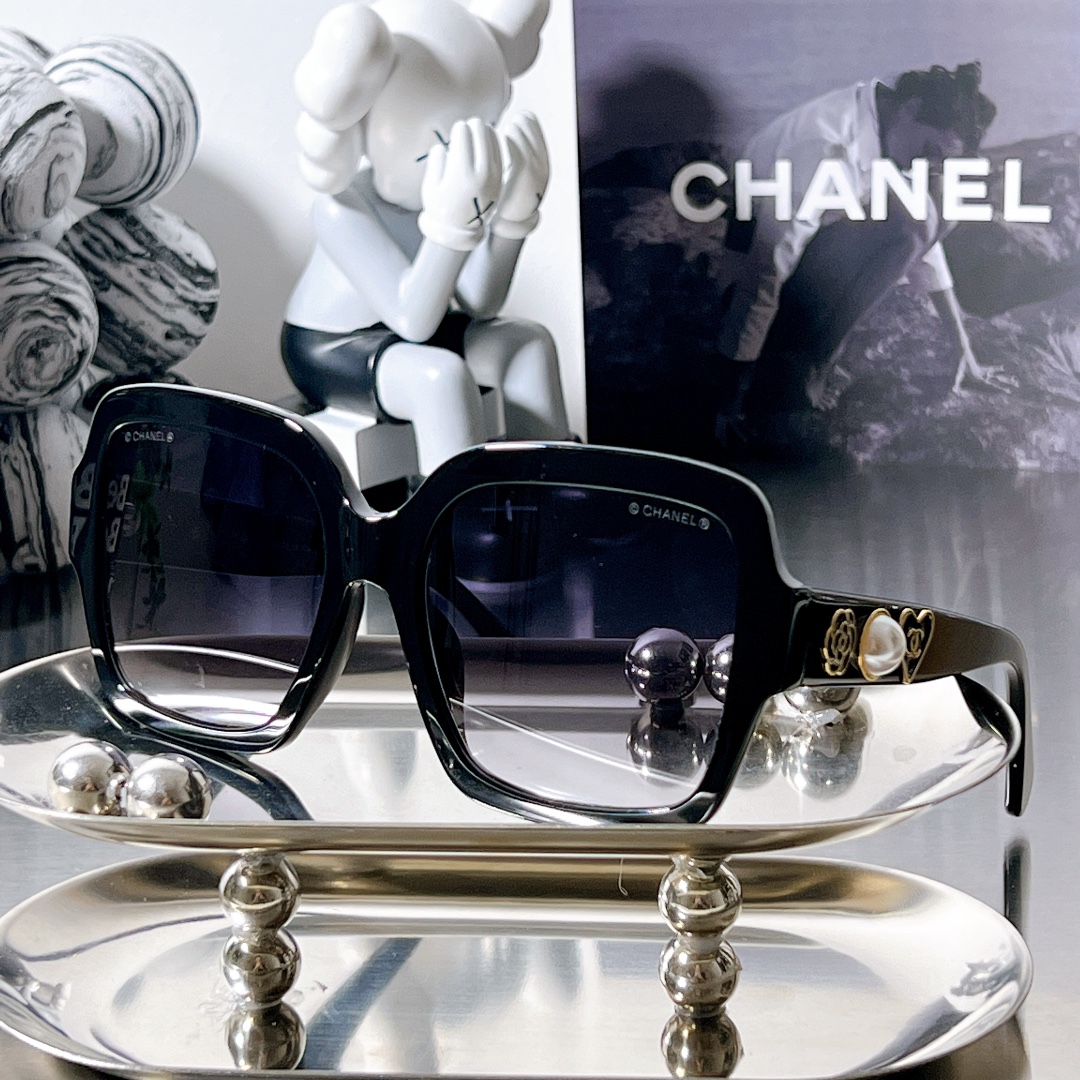 Sunglasses CHANEL 5479 size 56��18-140 - vstockx