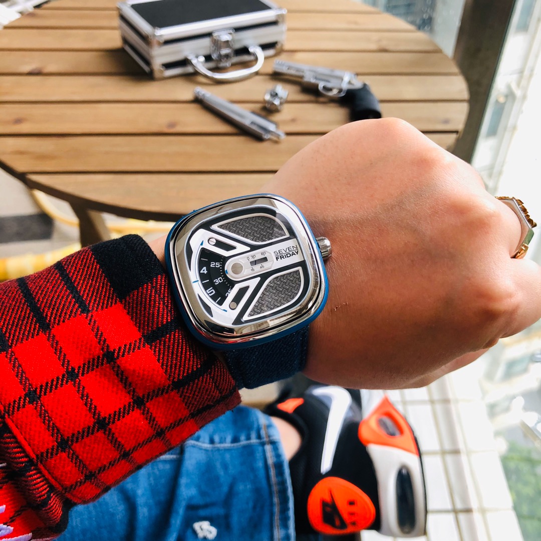 Watches Seven Friday 322805 size:47*13 mm - vstockx