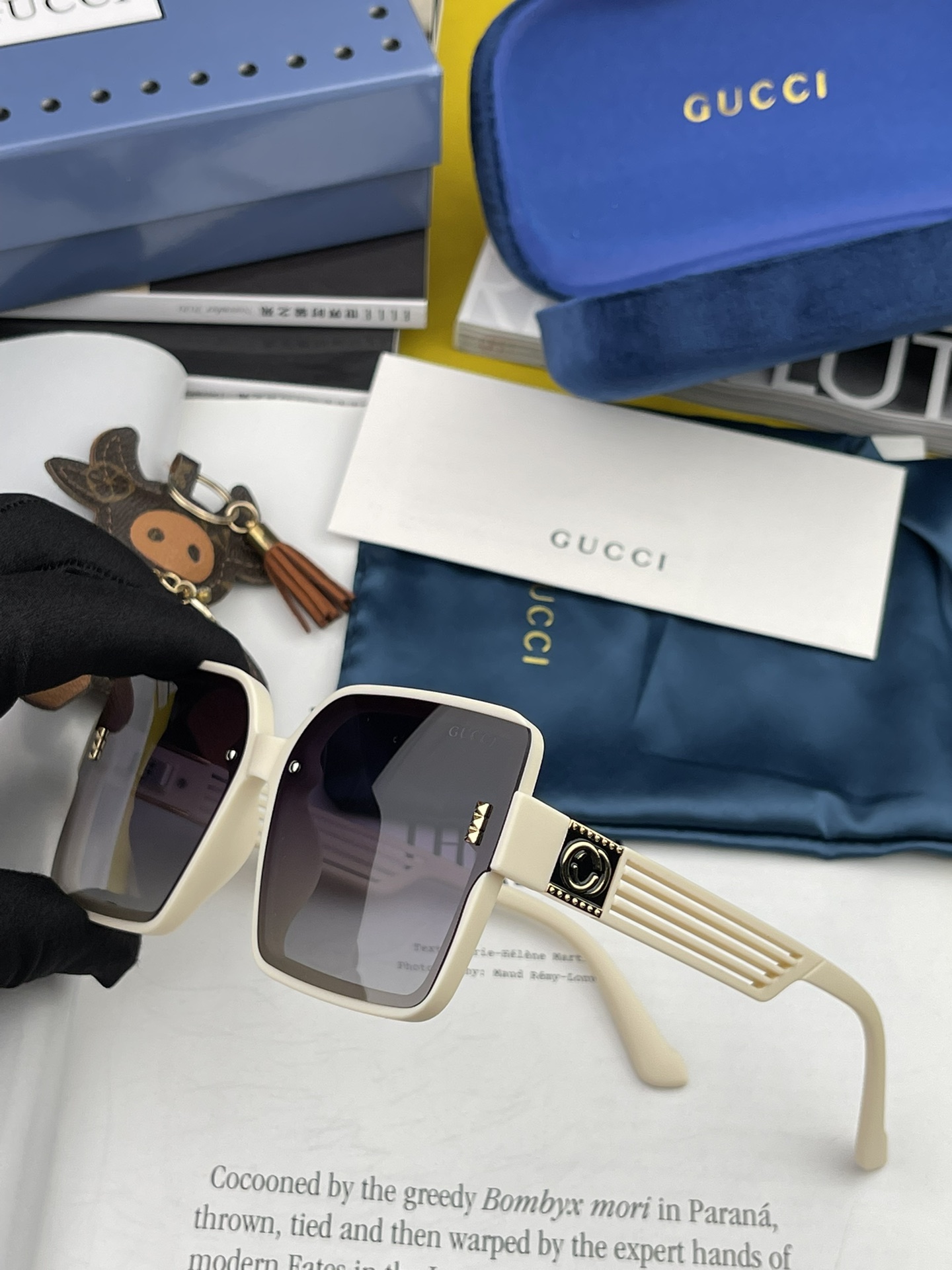 Sunglasses Gucci G1592 - vstockx