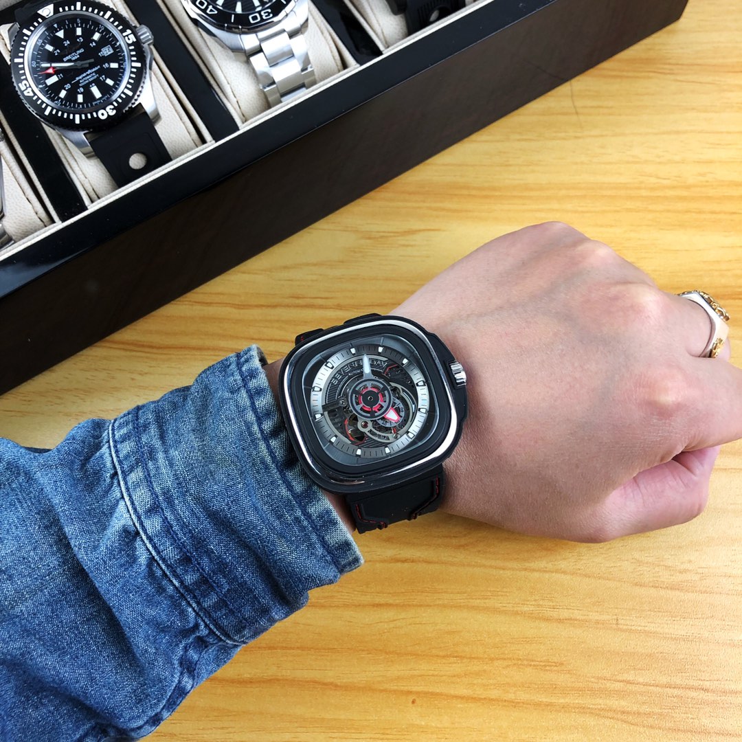 Watches Seven Friday 322820 size:47*13 mm - vstockx