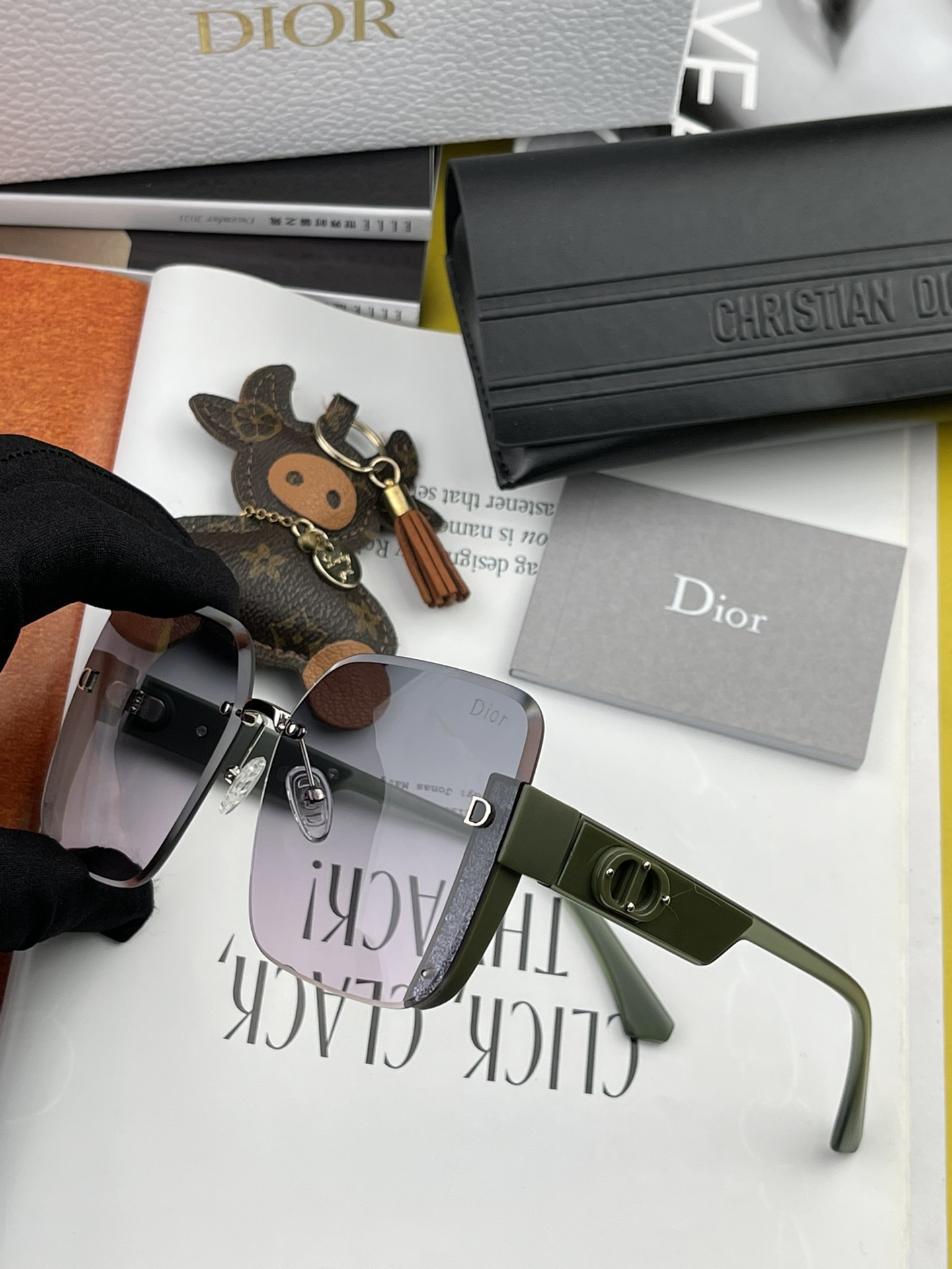 sunglasses Dior CD7971 - vstockx