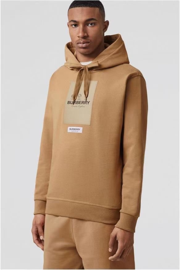 Clothes Burberry 814 - vstockx