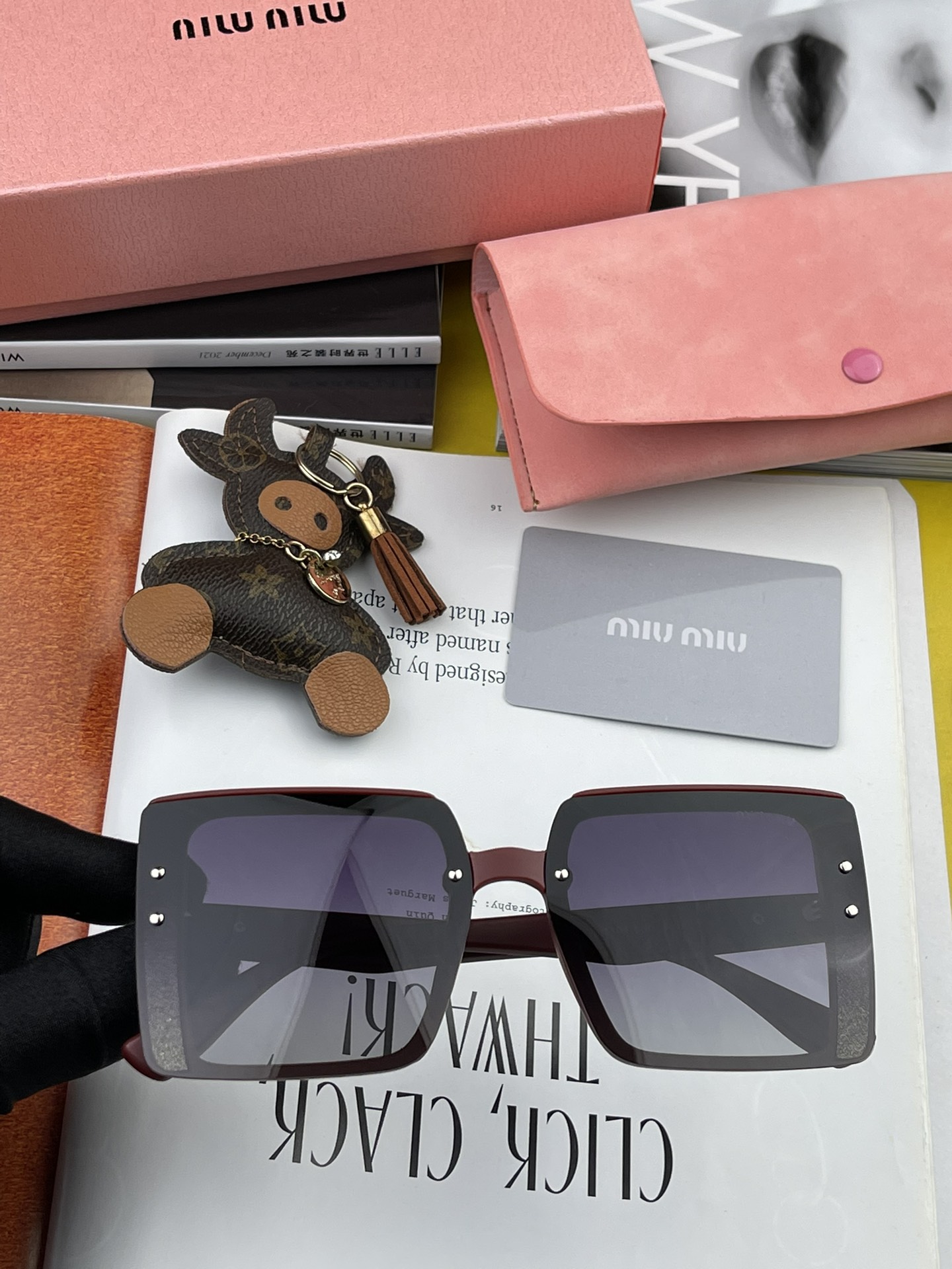 sunglasses Miu Miu MM1045 - vstockx