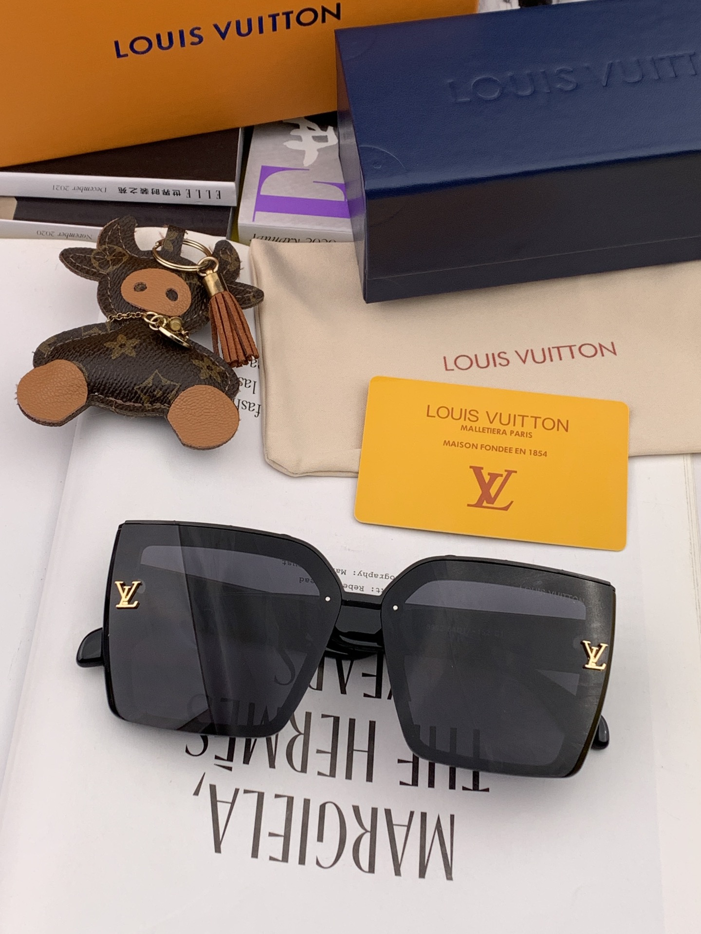 Sunglasses LOUIS VUITTON L2899 - vstockx