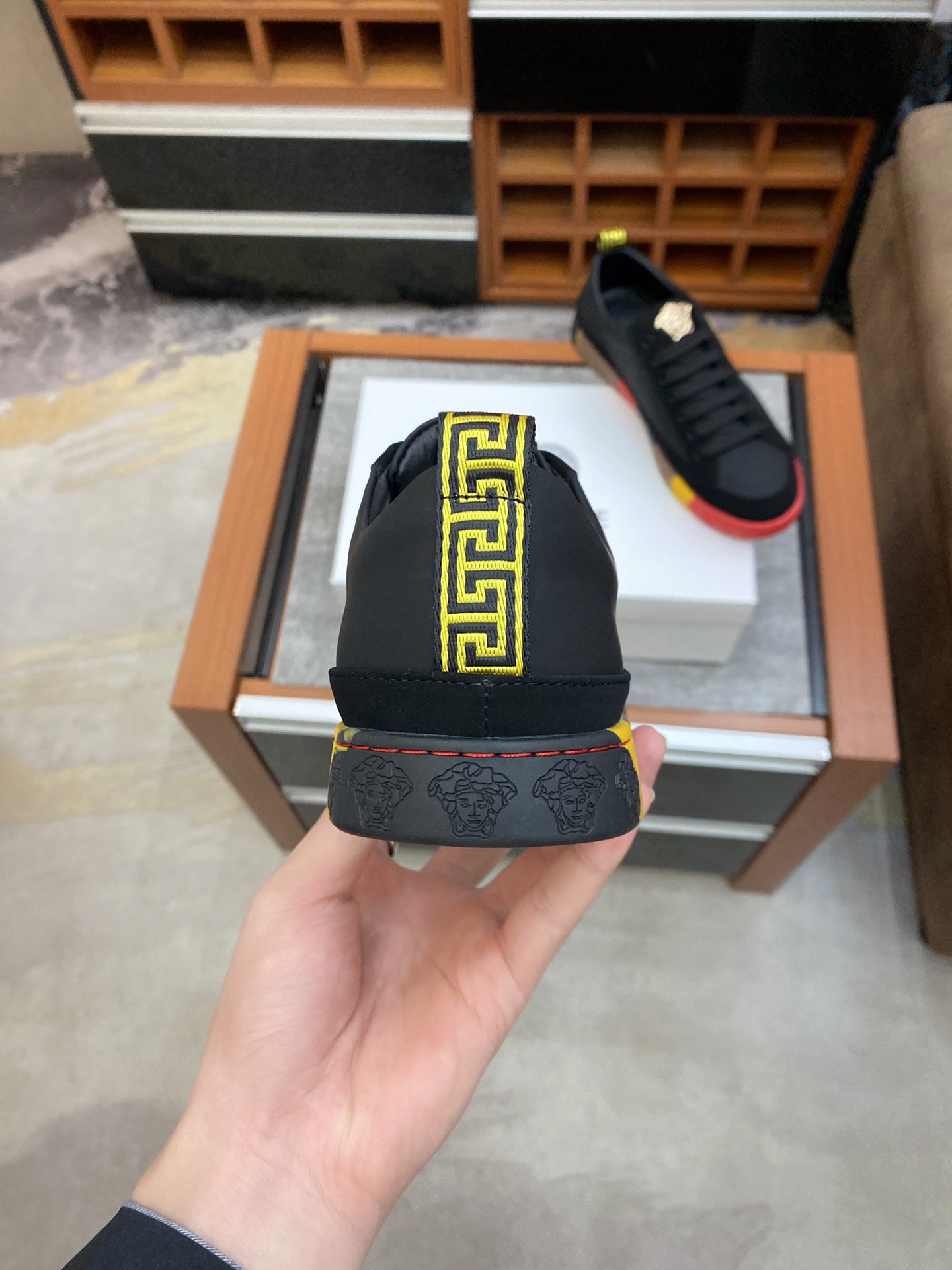 Versace Greca Sneaker 13 - vstockx