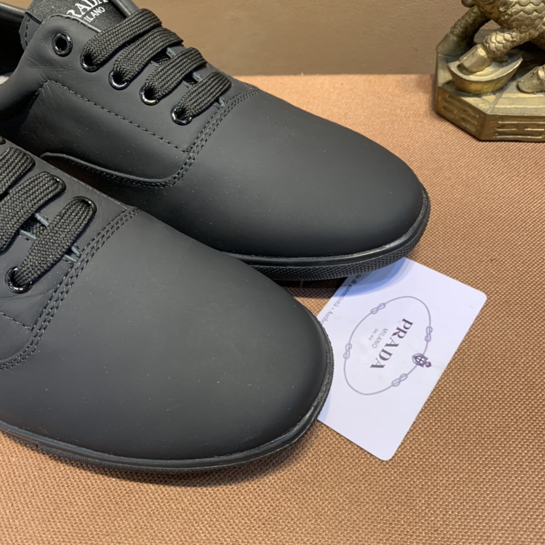 Prada Low Top sneaker 21 - vstockx