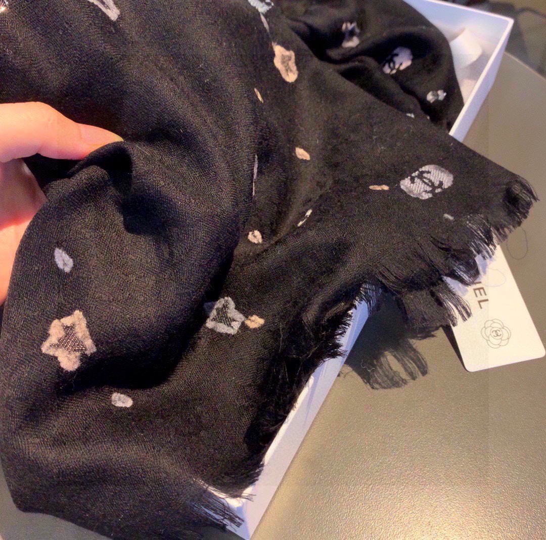 Streetwear Scarf CHANEL 329007 SIZE:90*200cm - vstockx