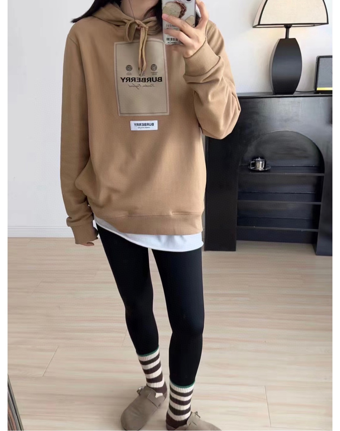 Clothes Burberry 814 - vstockx