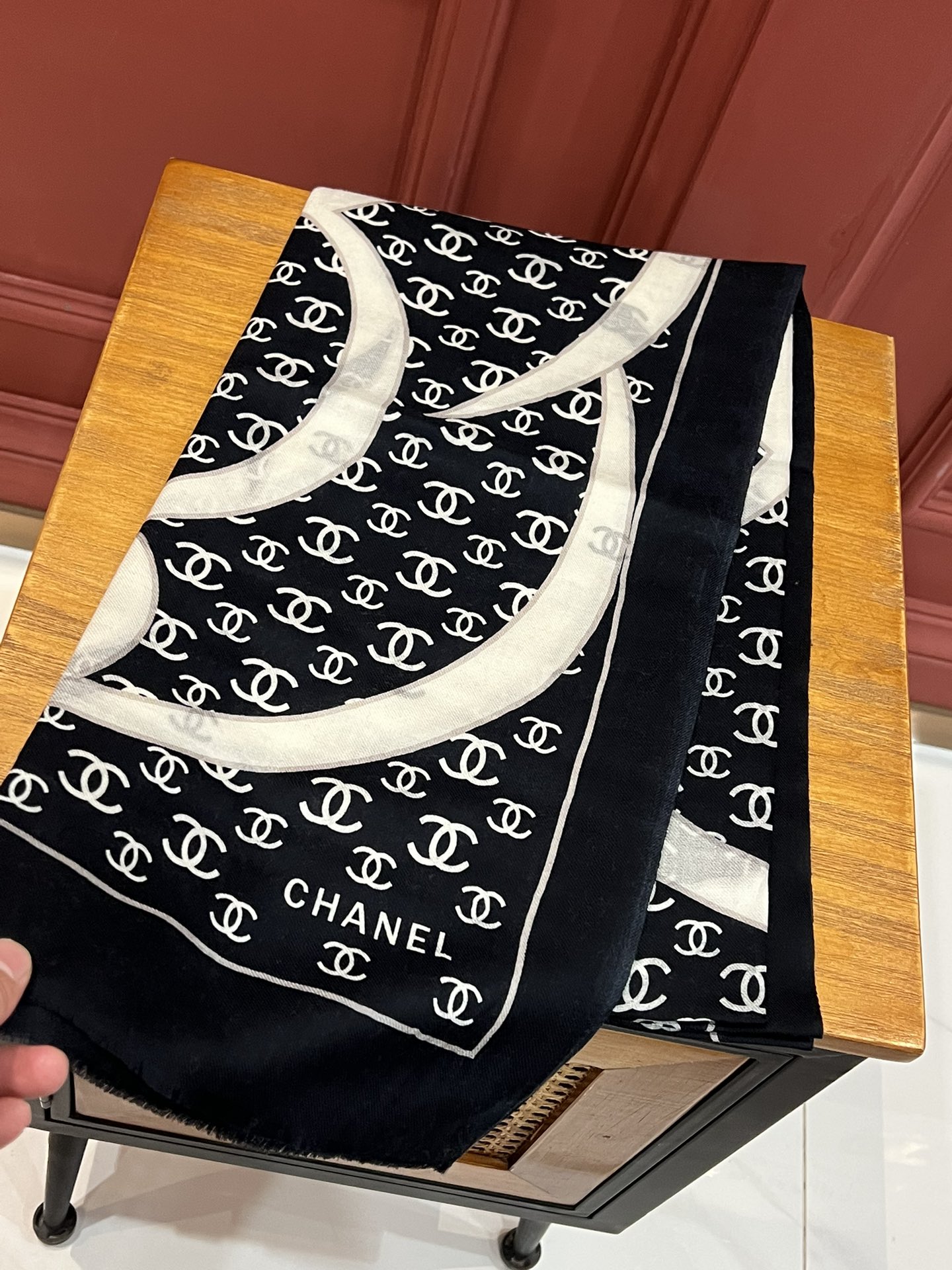 Streetwear Scarf CHANEL 328971 size:100*200cm - vstockx