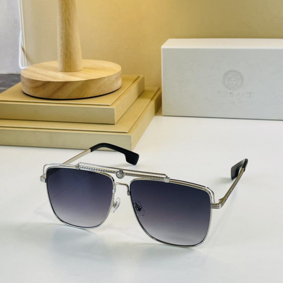 Sunglasses Versace VE2245 size 61��16-145 - vstockx