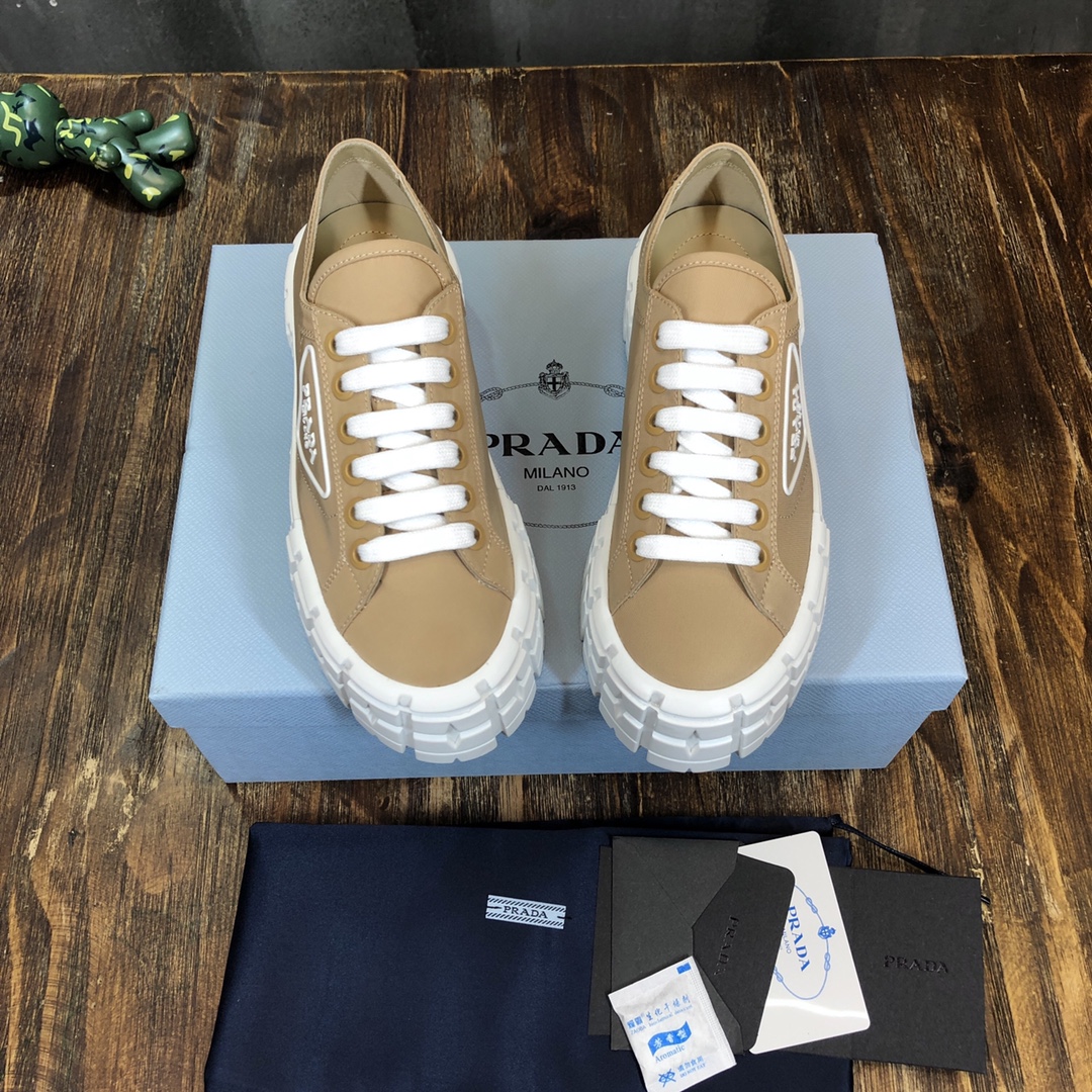 Prada Double Wheel sneaker 1 - vstockx