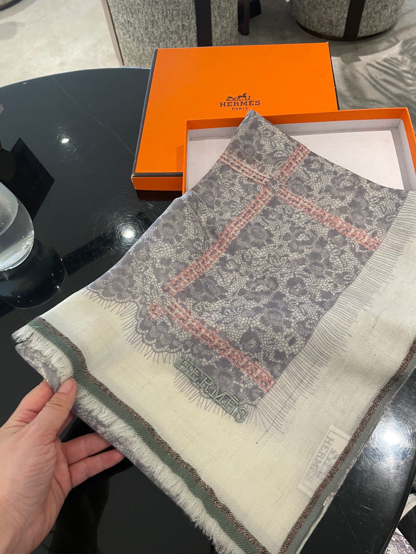 Streetwear Scarf Hermes 328935 SIZE:90*200cm - vstockx