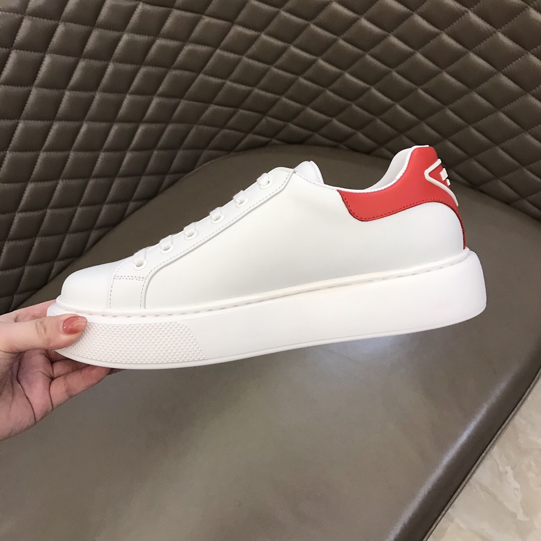 Prada Low Top sneaker 35 - vstockx