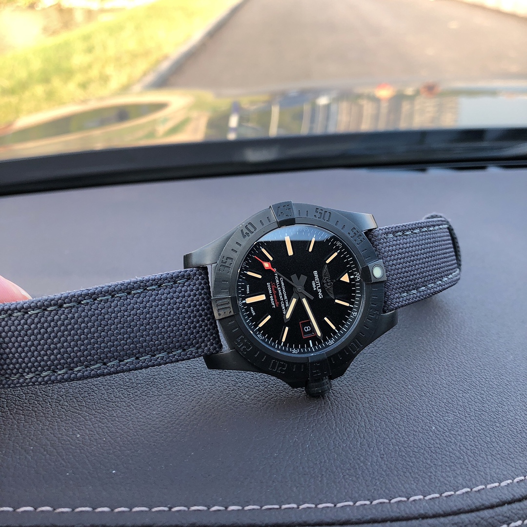 Watches BREITLING 323233 size:44 mm - vstockx