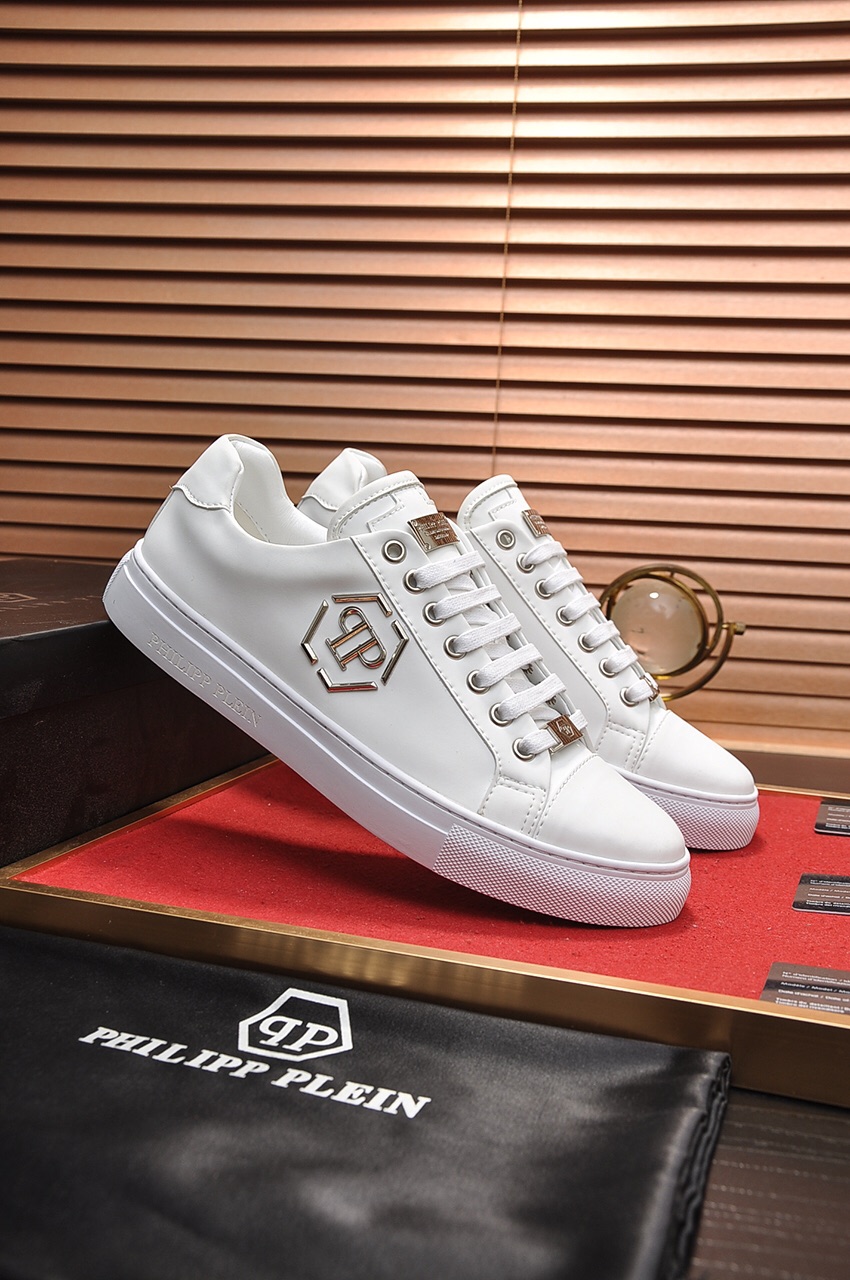 Philipp Plein Low Top Sneakers 28 - vstockx