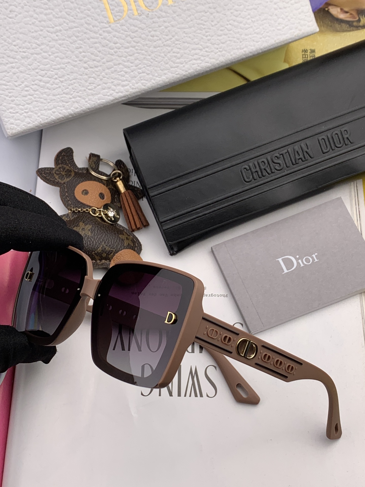 sunglasses Dior CD1228 - vstockx