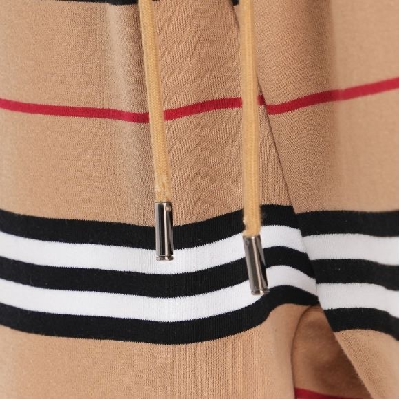 Clothes Burberry 336 - vstockx