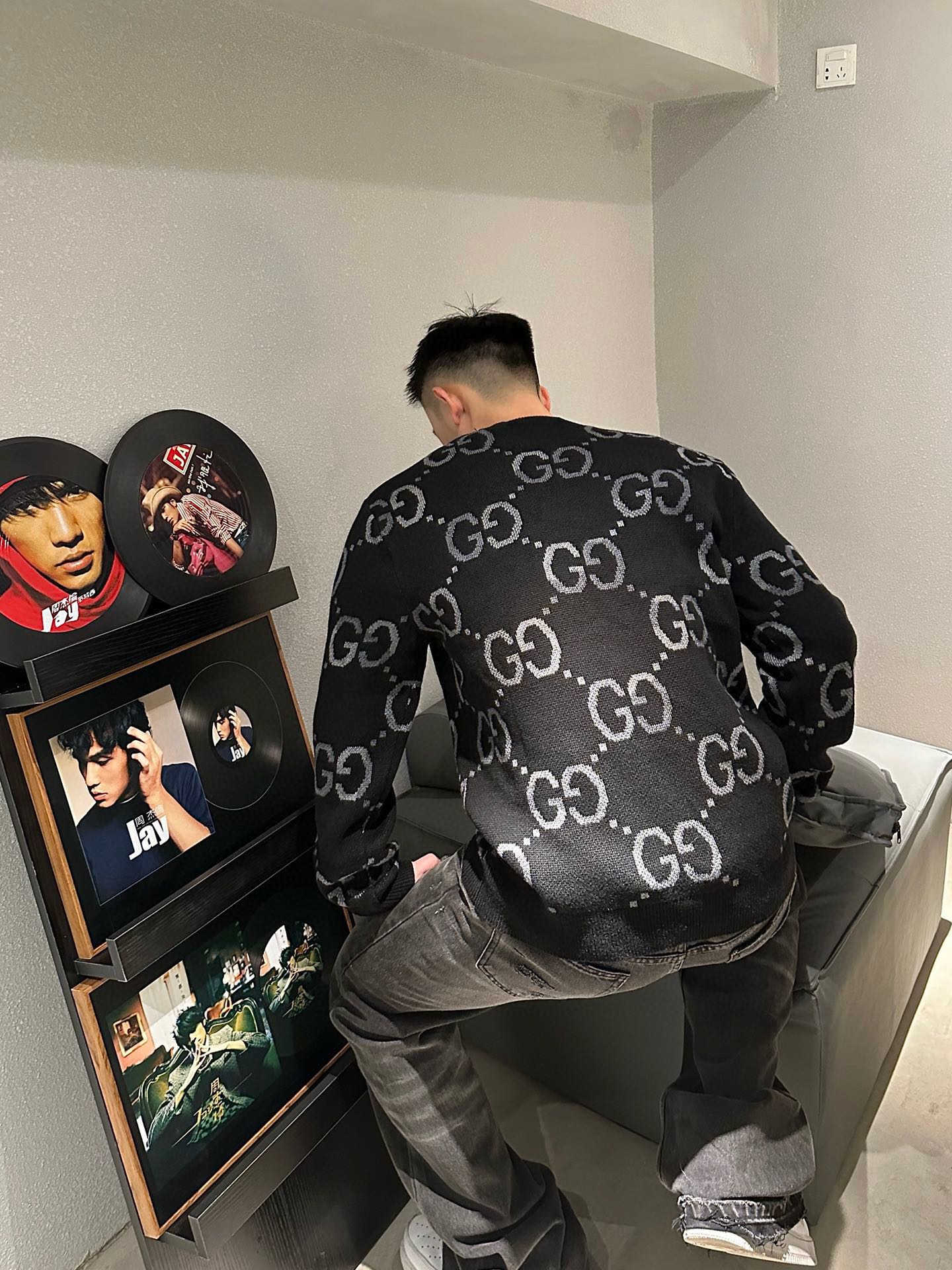 Clothes Gucci 335 - vstockx