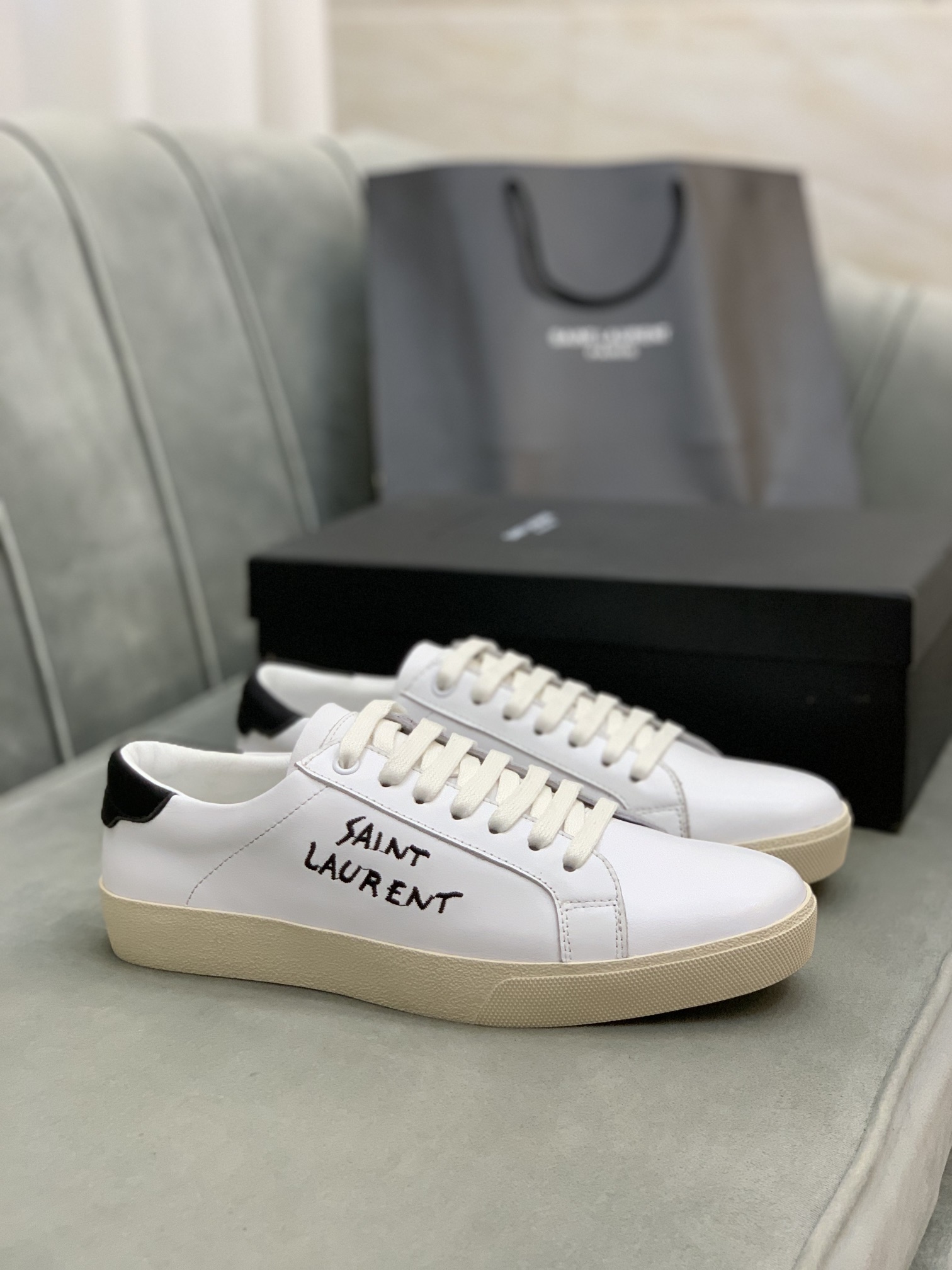 Saint Laurent Court Classic SL/06 sneaker 6 - vstockx
