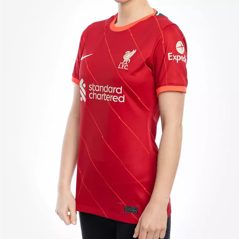 Liverpool Home Soccer Jersey 2021/22 Women - vstockx