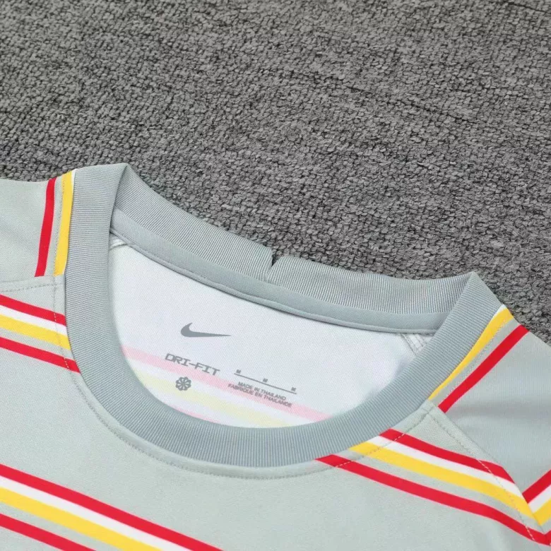Liverpool Pre-Match Jerseys Kit 2021/22 - vstockx
