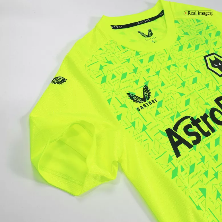 Wolverhampton Wanderers Goalkeeper Jersey 2023/24 - vstockx