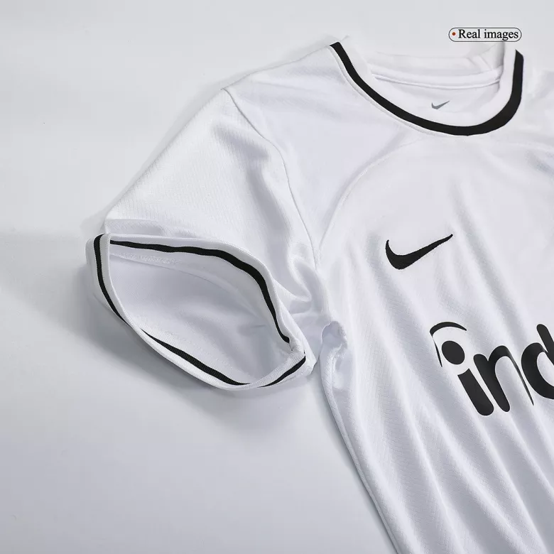 Eintracht Frankfurt Home Soccer Jersey 2022/23 - vstockx