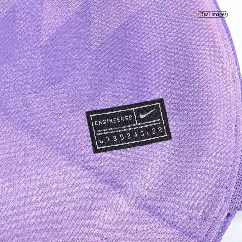 Liverpool Goalkeeper Soccer Jersey 2022/23 - vstockx