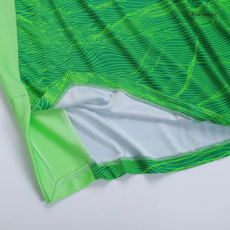 Real Madrid Goalkeeper Long Sleeve Soccer Jersey 2021/22 - vstockx