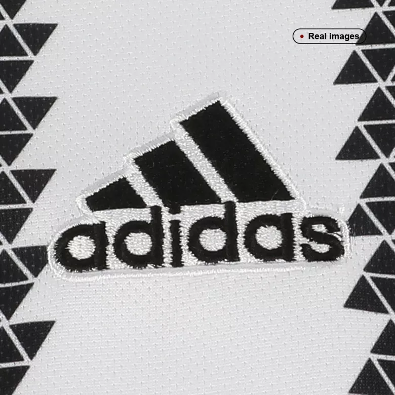 VLAHOVI? #9 Juventus Home Soccer Jersey 2022/23 - vstockx