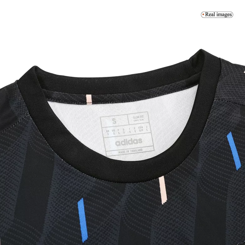 Manchester United Pre-Match Jersey 2022/23 - vstockx