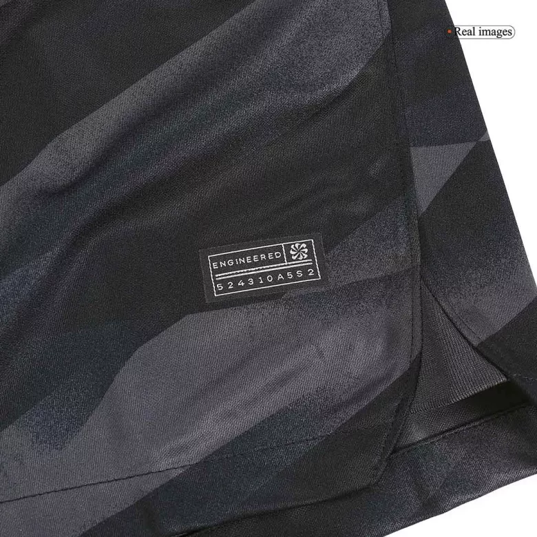 Liverpool Goalkeeper Jersey 2023/24 - vstockx