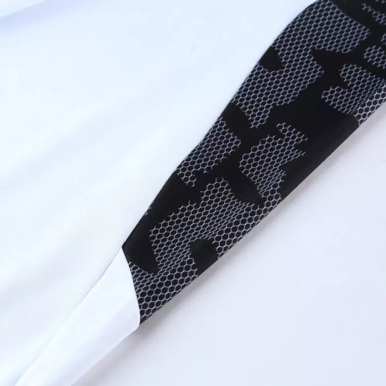 Bayern Munich 1/4 Zip Tracksuit 2021/22 White - vstockx