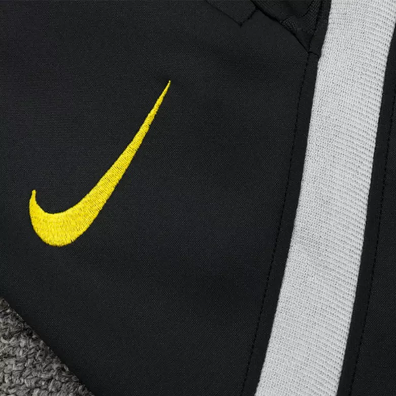 Liverpool 1/4 Zip Tracksuit 2021/22 khaki - vstockx