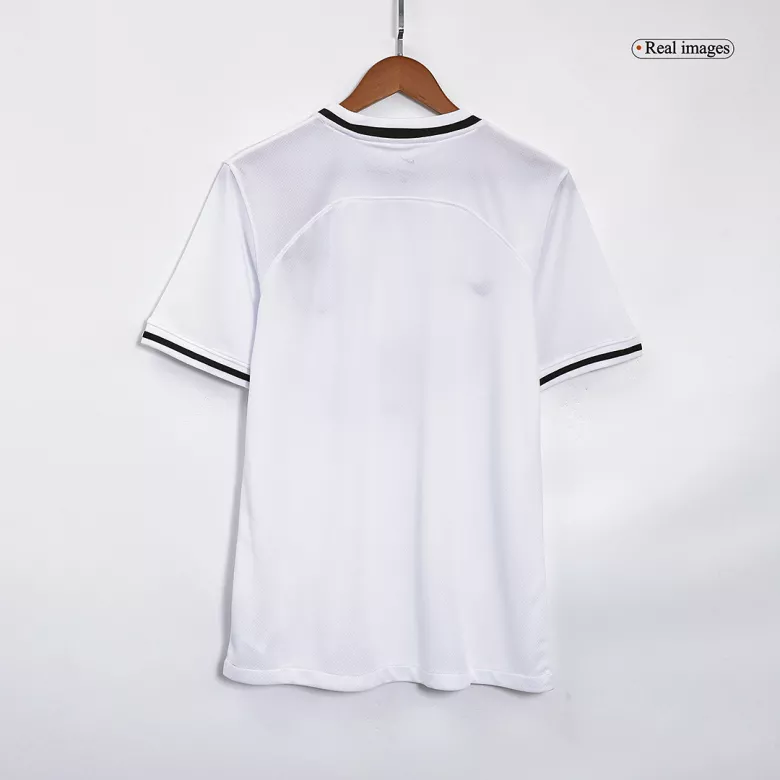 Eintracht Frankfurt Home Soccer Jersey 2022/23 - vstockx