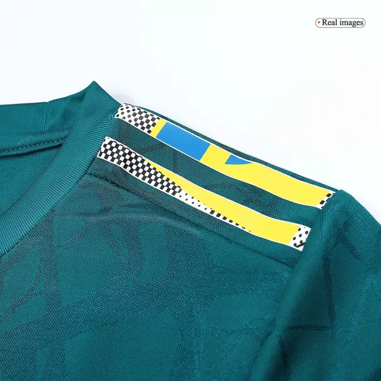 Bayern Munich Special Authentic Jersey 2023/24 - vstockx