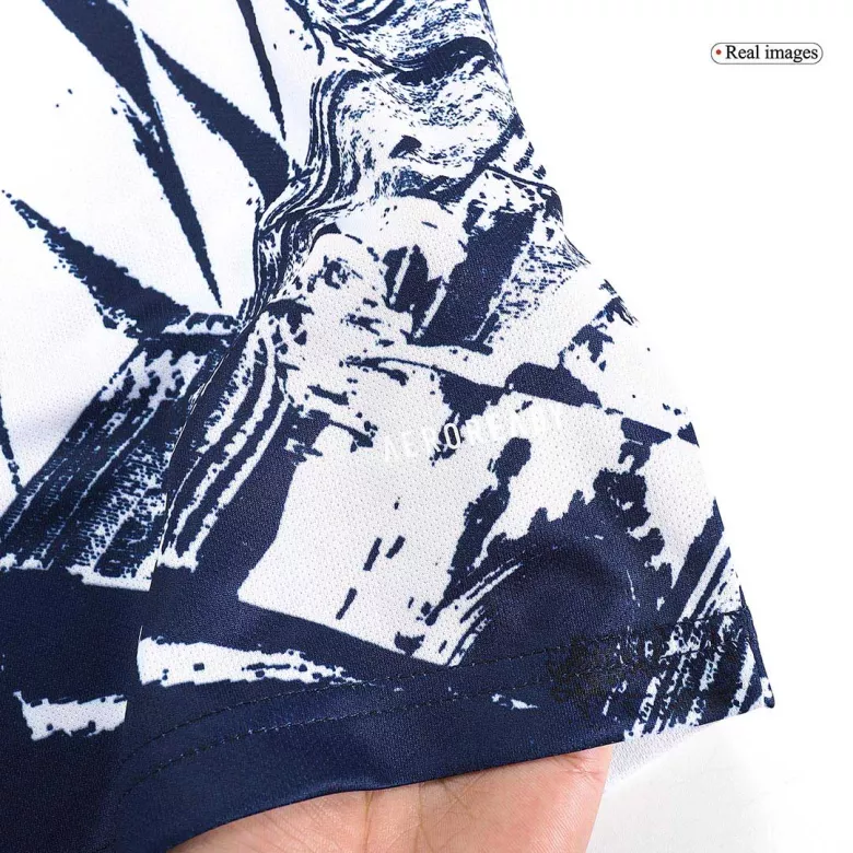 Bayern Munich Pre-Match Soccer Jersey 2023/24 - vstockx