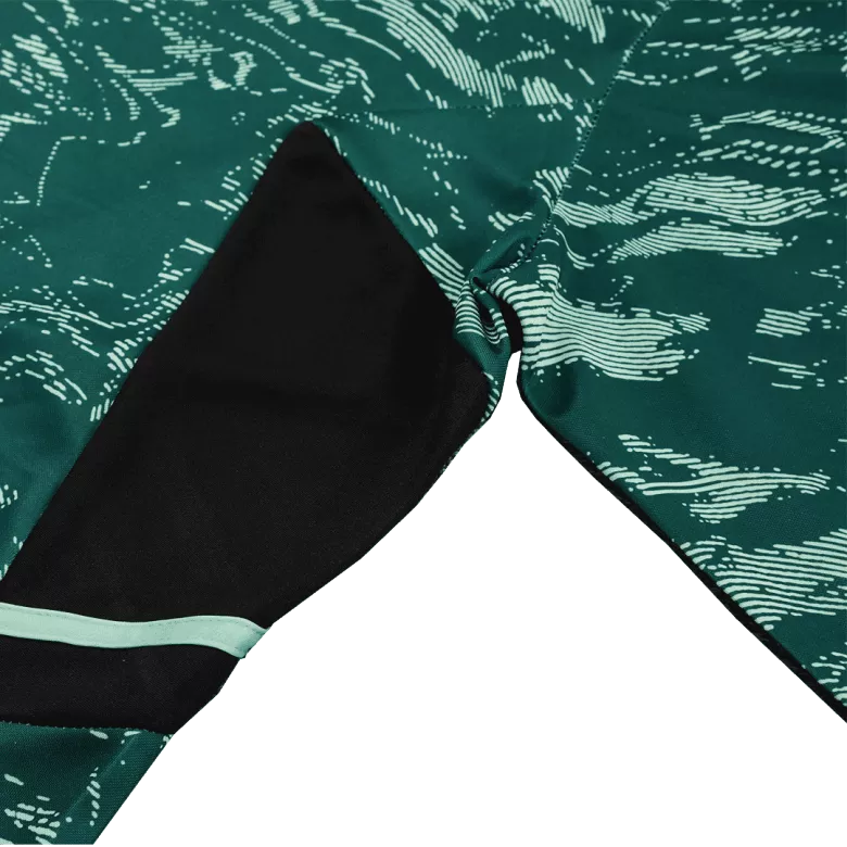 Real Madrid 1/4 Zip Tracksuit 2022/23 Green - vstockx