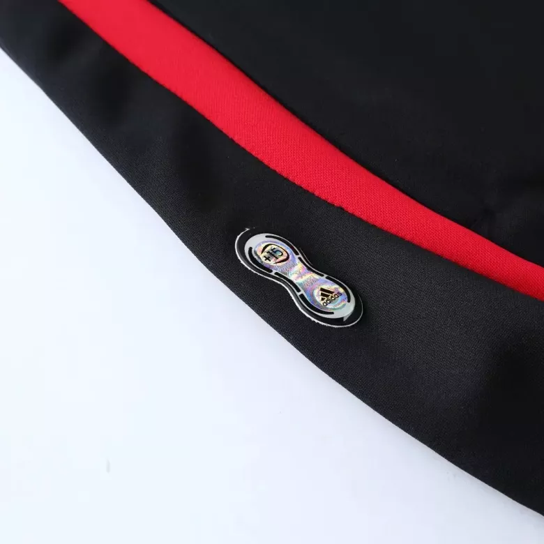 Manchester United Track Jacket 2021/22 - Black - vstockx